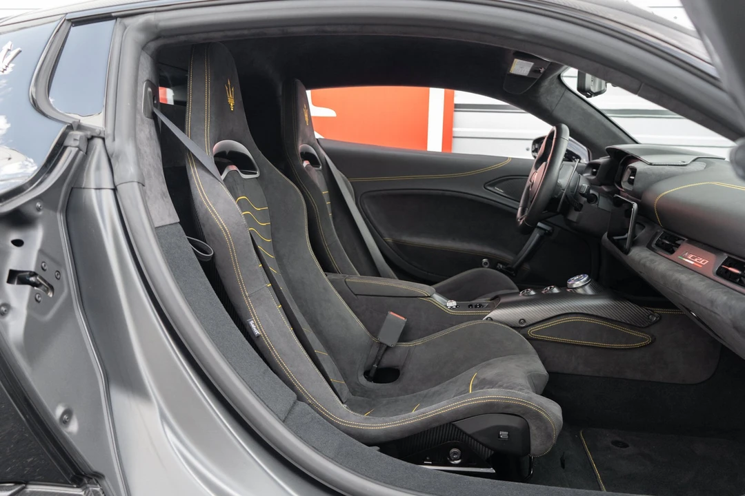 2022 Maserati MC20 - Image 30 of 31