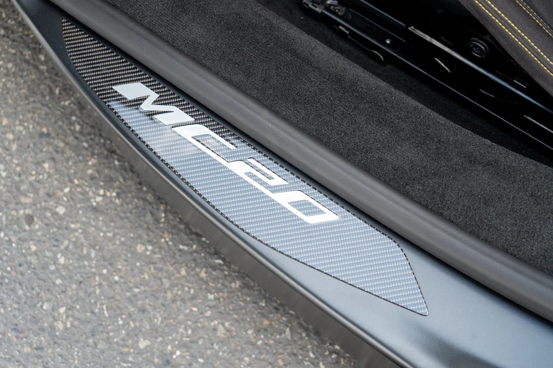2022 Maserati MC20 - Image 12 of 31