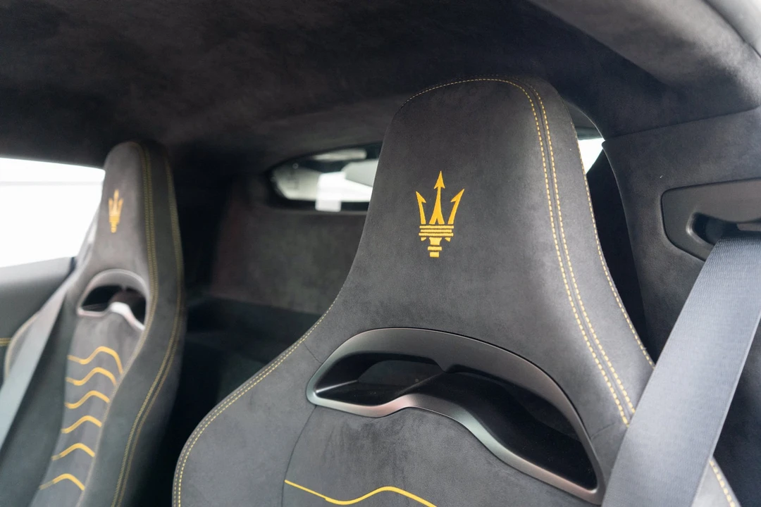 2022 Maserati MC20 - Image 10 of 31