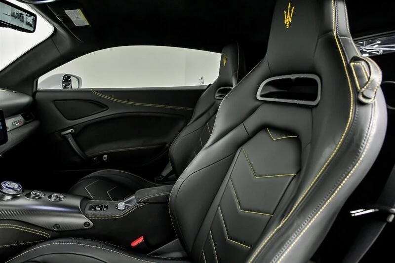 2022 Maserati MC20 - Image 21 of 31