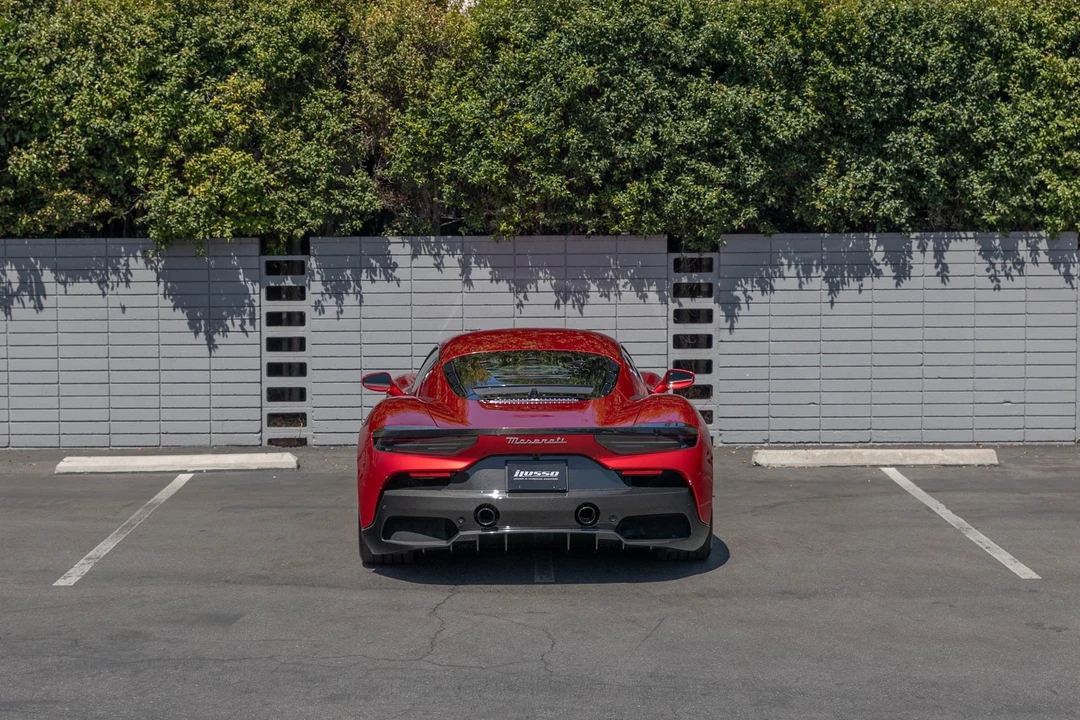 2022 Maserati MC20 - Image 22 of 31