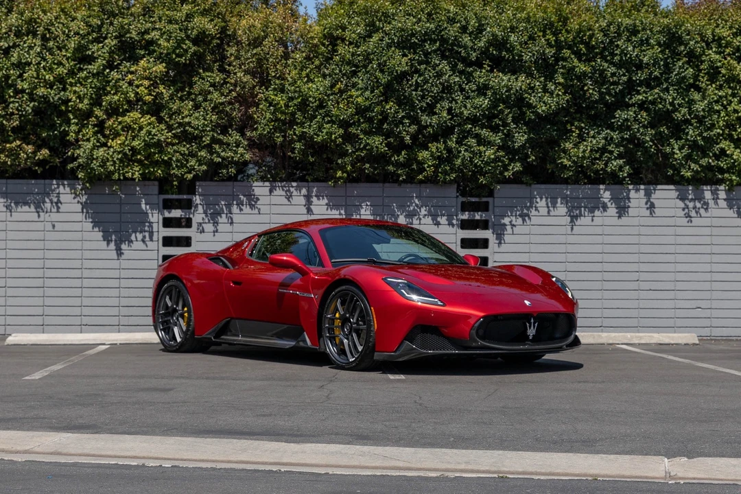 2022 Maserati MC20 - Image 10 of 31
