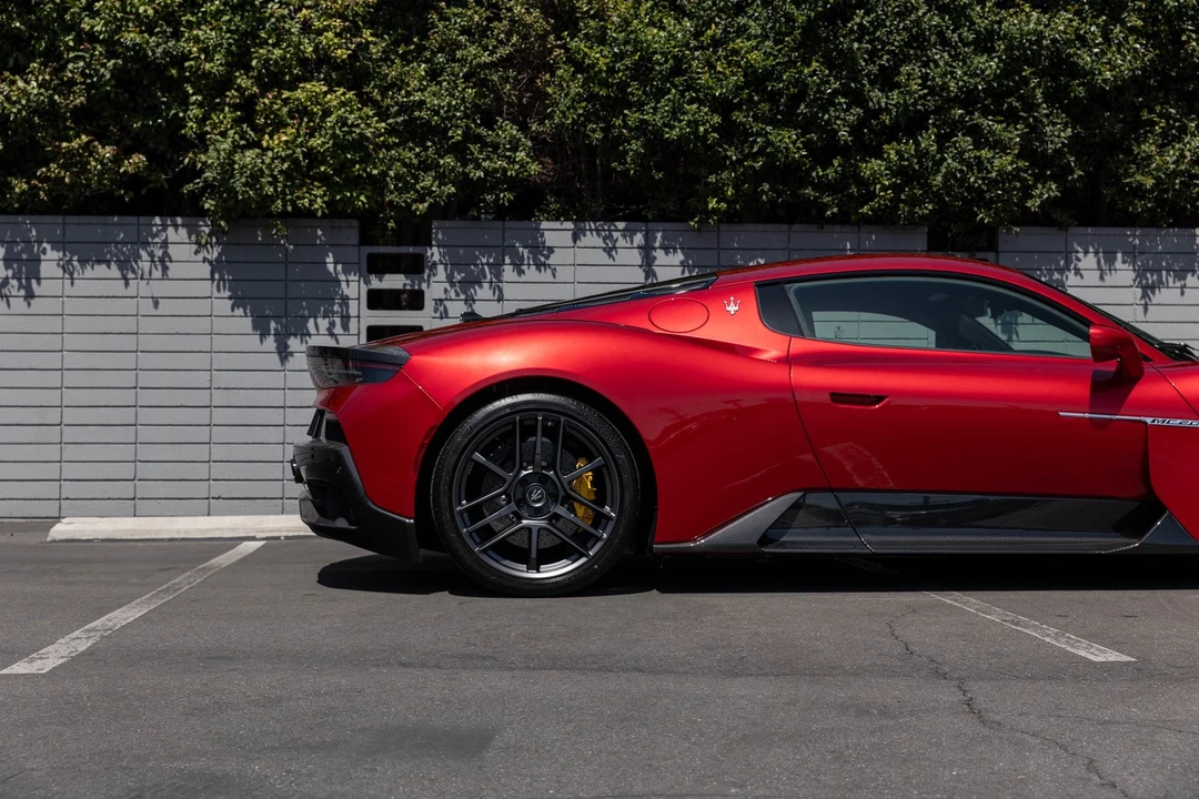 2022 Maserati MC20 - Image 12 of 31