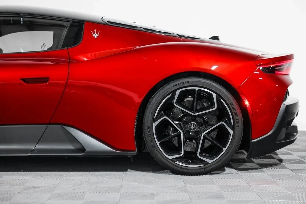 2022 Maserati MC20 - Image 15 of 21