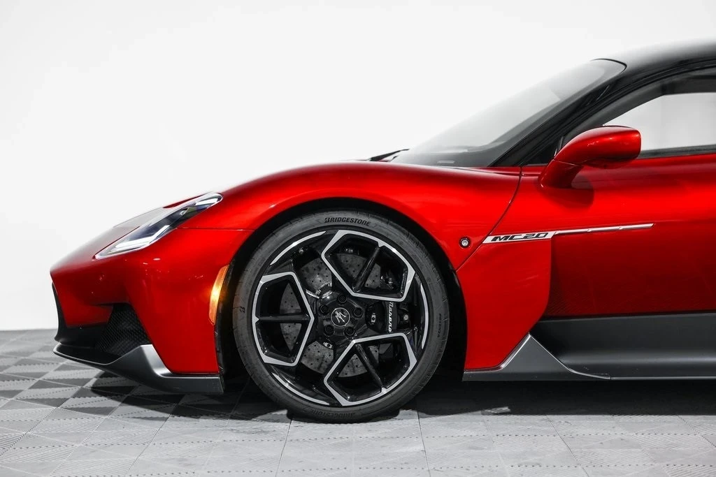 2022 Maserati MC20 - Image 14 of 21