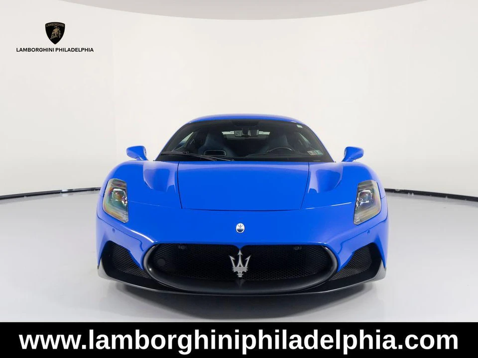 2022 Maserati MC20 - Image 8 of 31