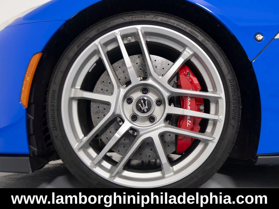 2022 Maserati MC20 - Image 10 of 31