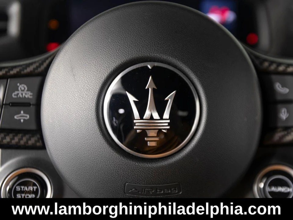 2022 Maserati MC20 - Image 17 of 31