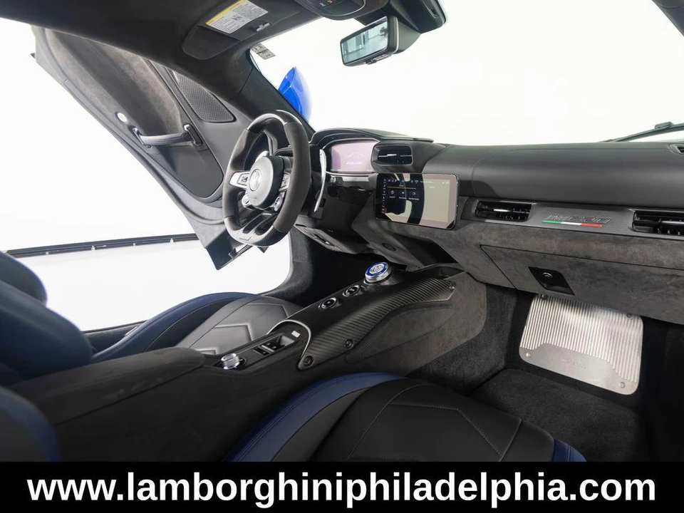 2022 Maserati MC20 - Image 26 of 31
