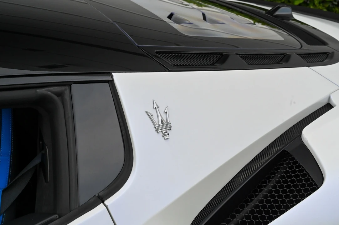2022 Maserati MC20 - Image 6 of 12
