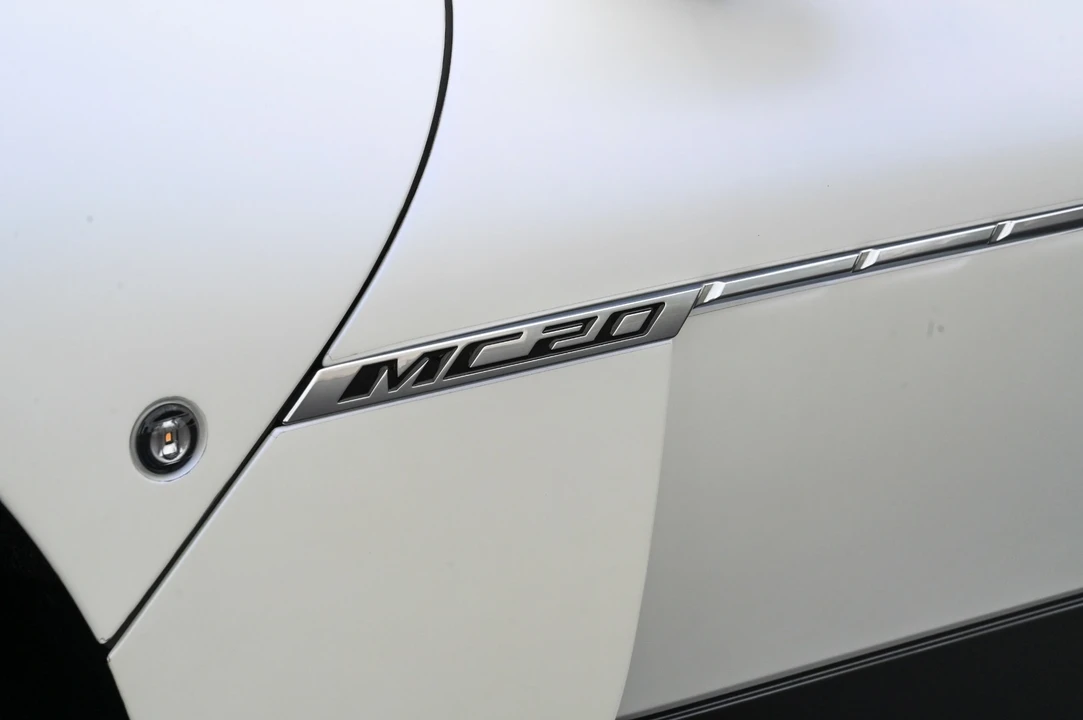 2022 Maserati MC20 - Image 5 of 12