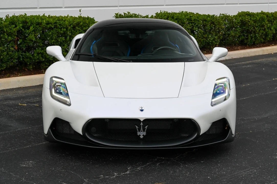 2022 Maserati MC20 - Image 9 of 12