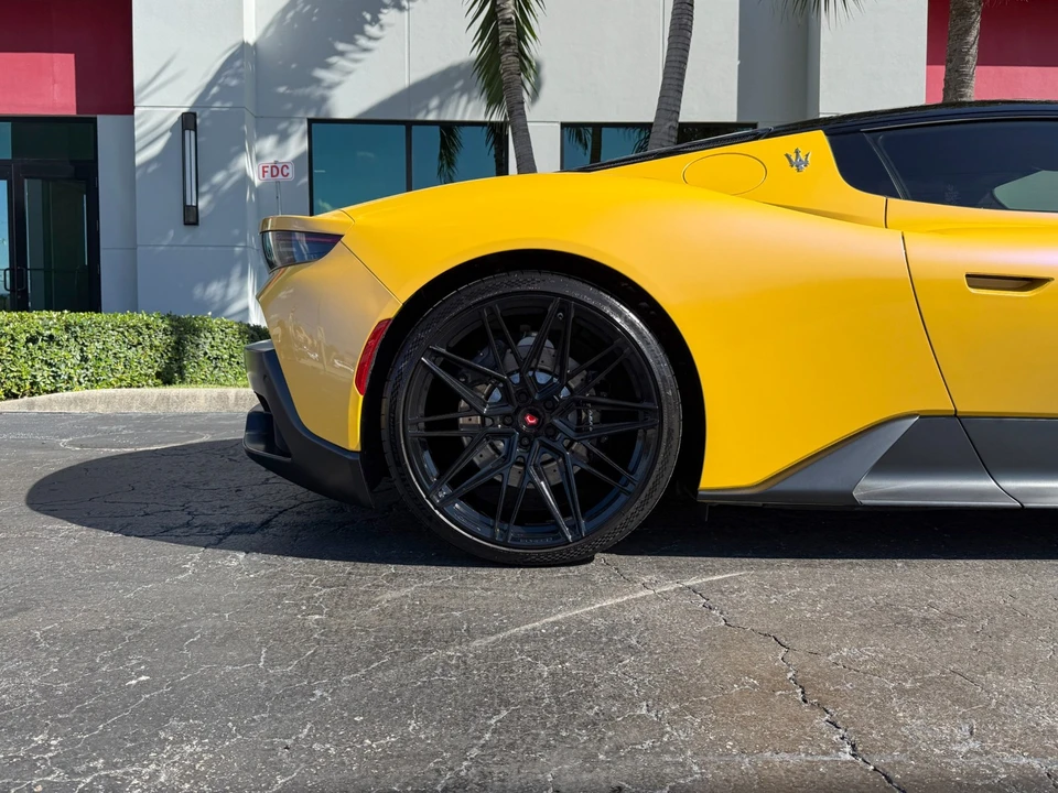 2022 Maserati MC20 - Image 4 of 21