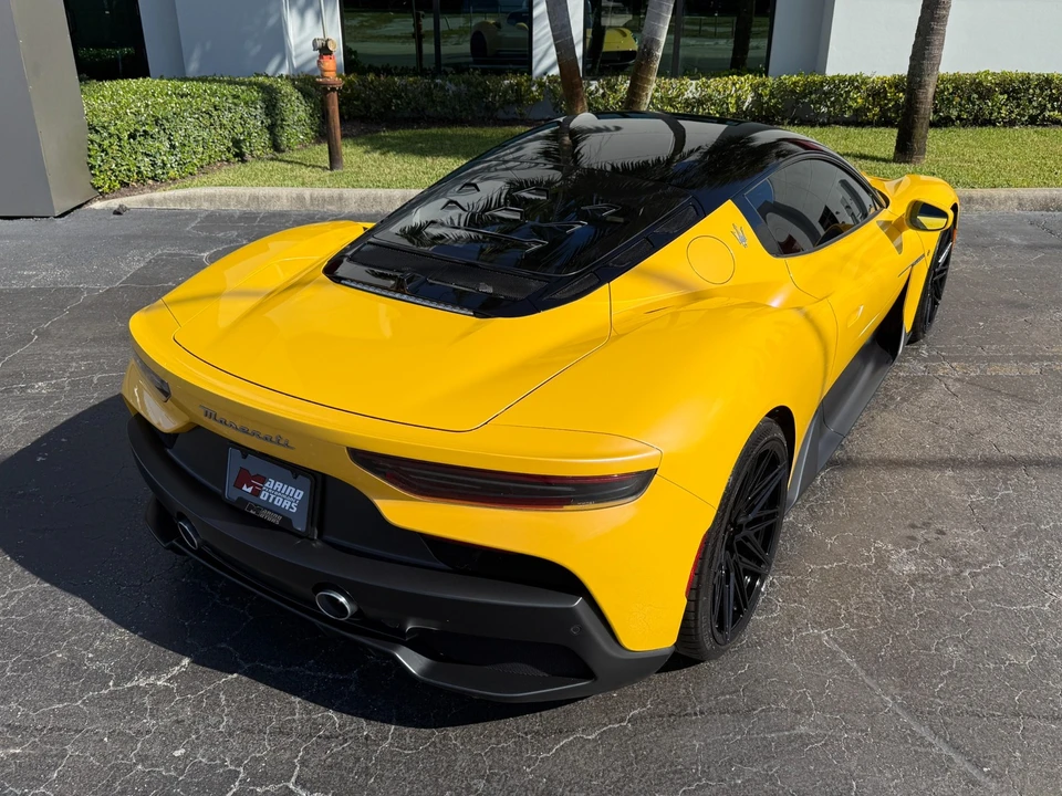 2022 Maserati MC20 - Image 19 of 21