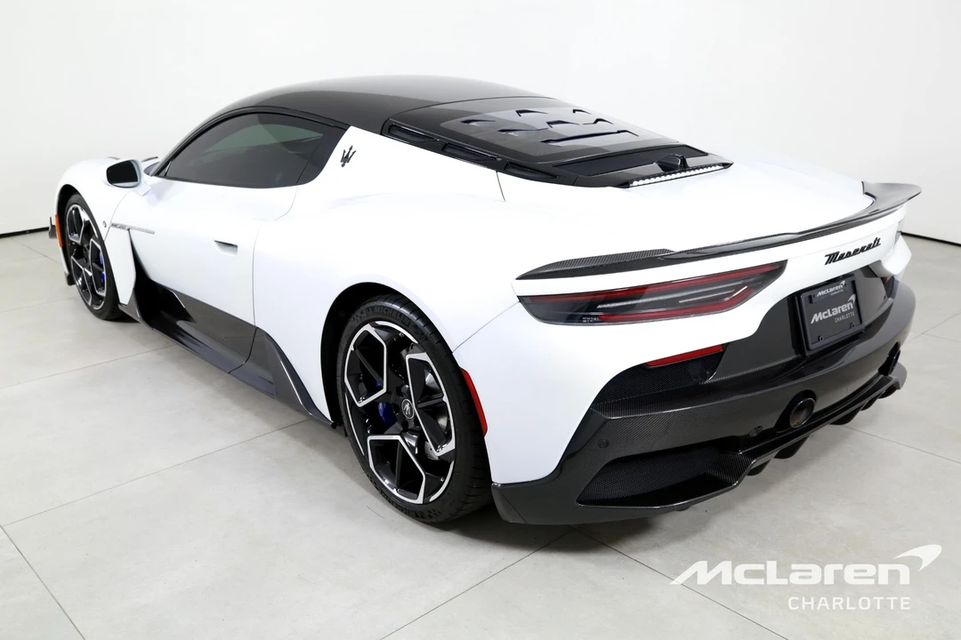 2022 Maserati MC20 - Image 7 of 12