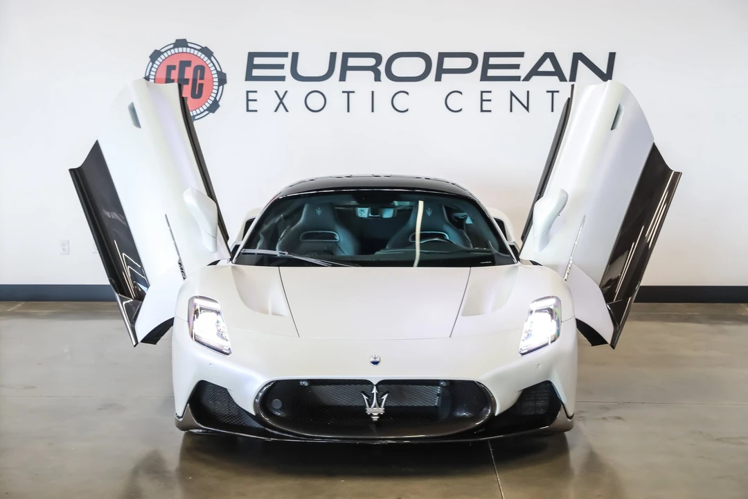2022 Maserati MC20 - Image 5 of 31