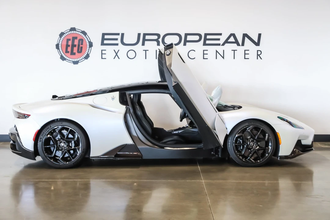 2022 Maserati MC20 - Image 15 of 31