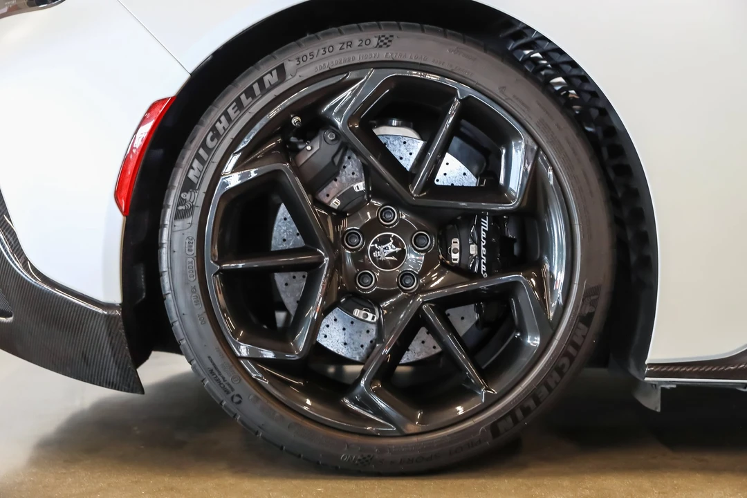 2022 Maserati MC20 - Image 17 of 31