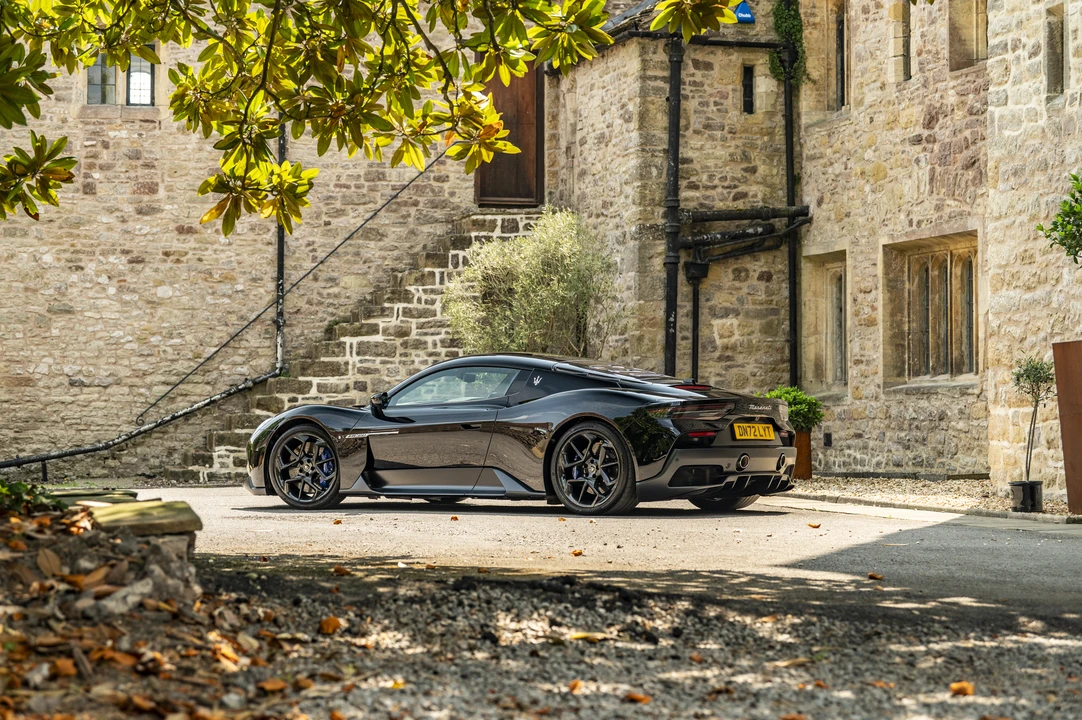 2022 Maserati MC20 - Image 13 of 31