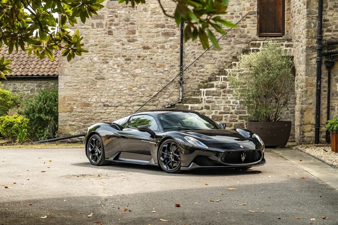 2022 Maserati MC20 - Image 24 of 31