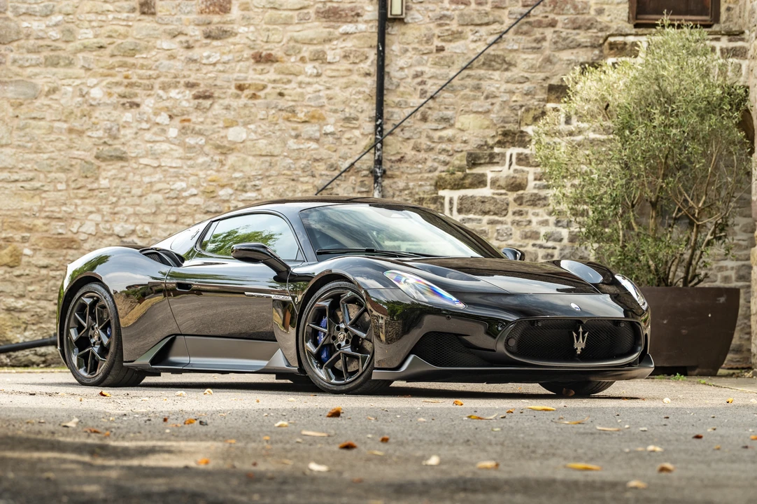 2022 Maserati MC20 - Image 25 of 31