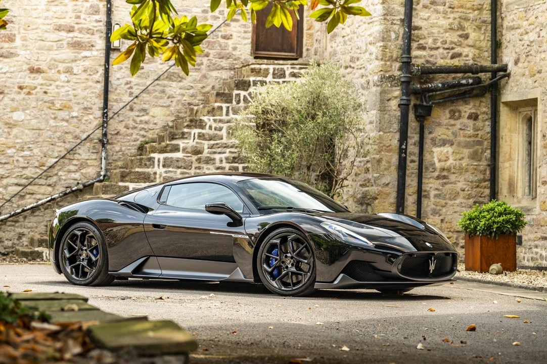 2022 Maserati MC20 - Image 26 of 31
