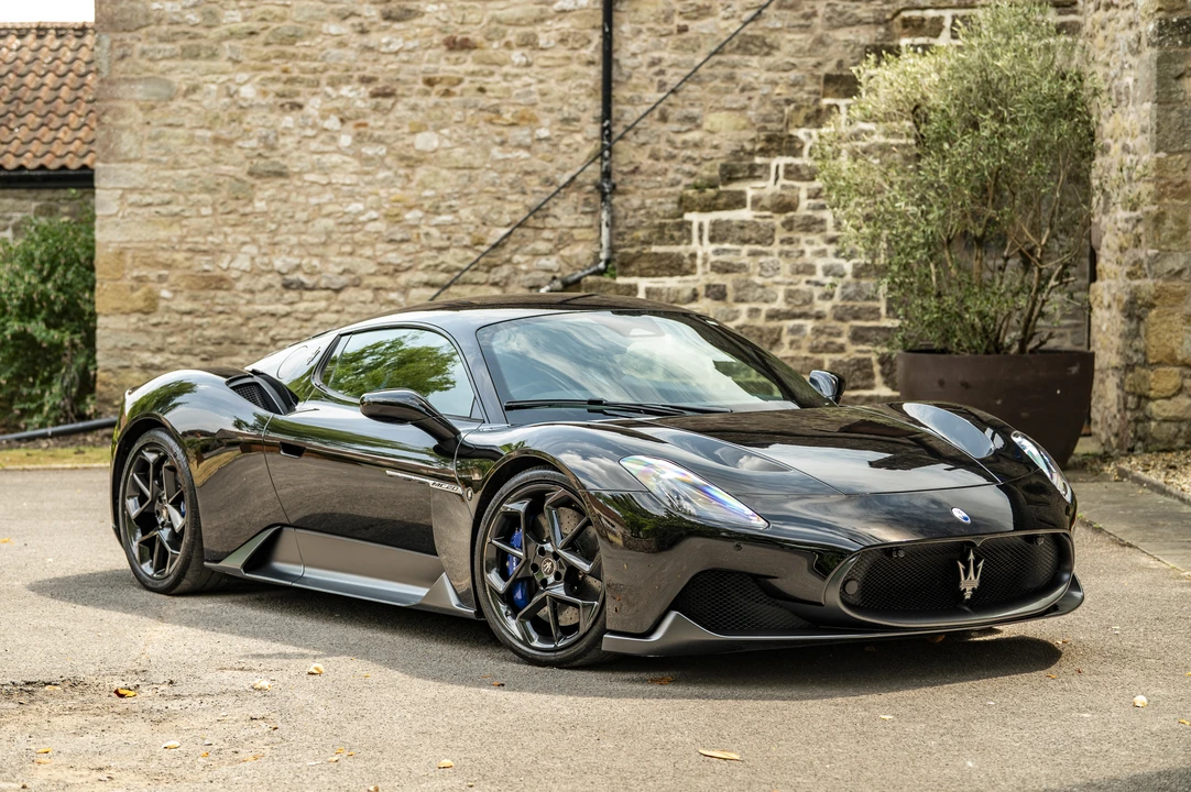 2022 Maserati MC20 - Image 3 of 31