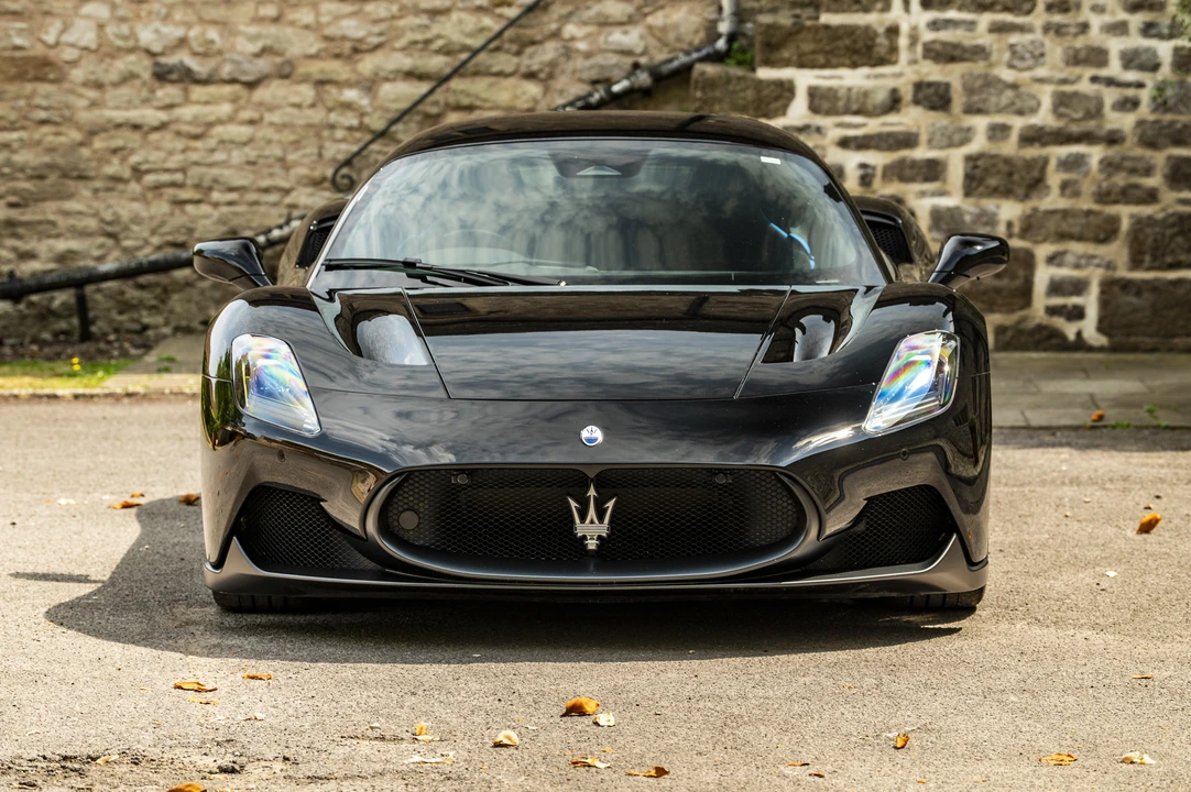 2022 Maserati MC20 - Image 28 of 31