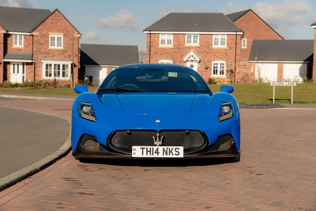 2022 Maserati MC20 - Image 2 of 31