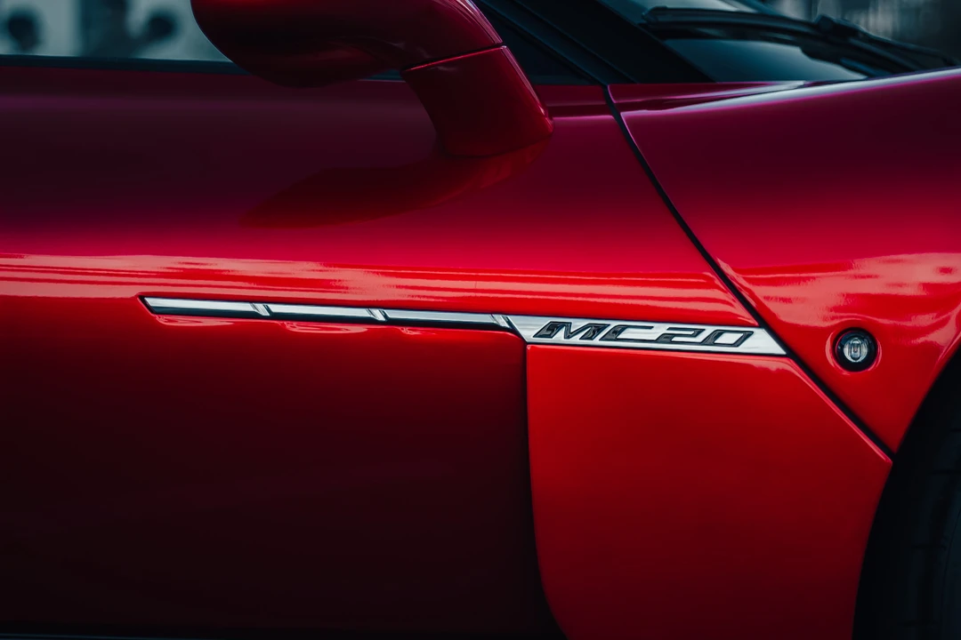 2022 Maserati MC20 - Image 26 of 31