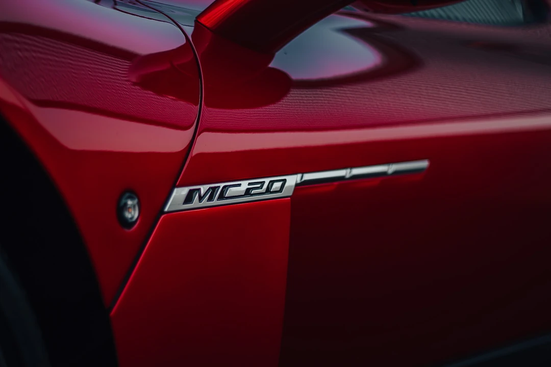 2022 Maserati MC20 - Image 29 of 31