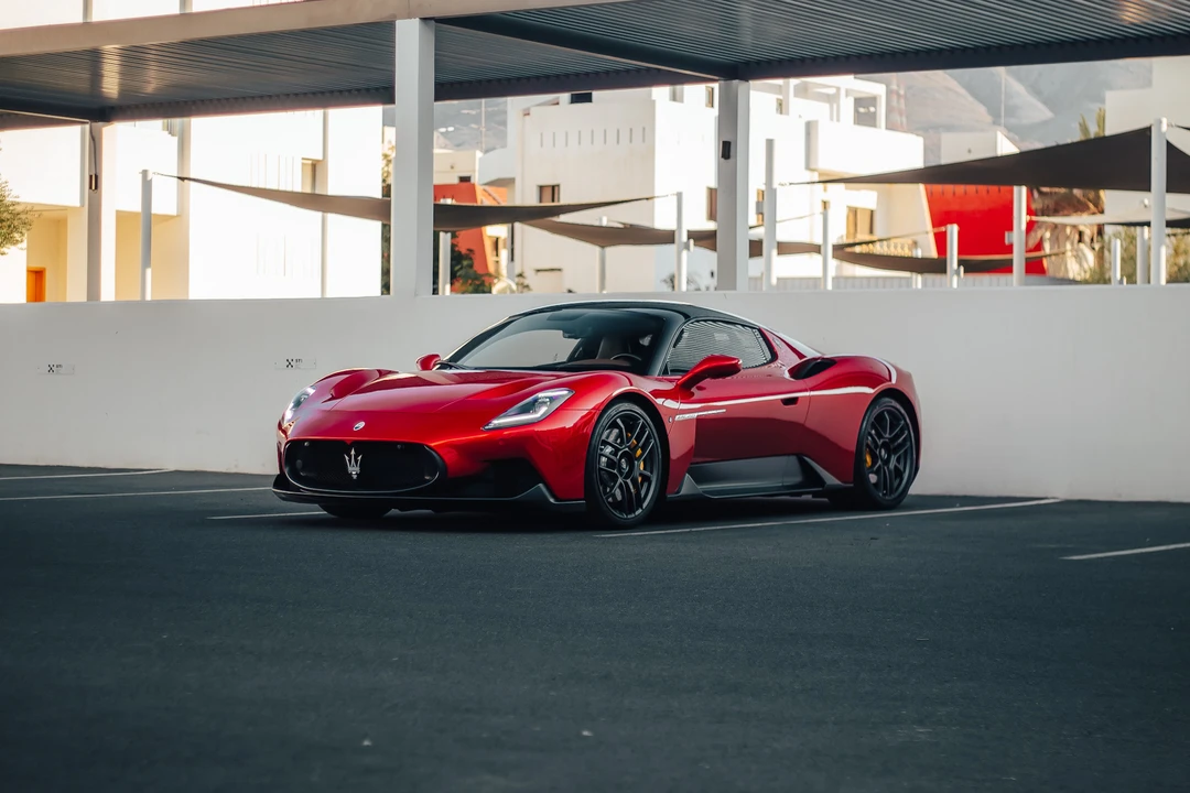 2022 Maserati MC20 - Image 9 of 31