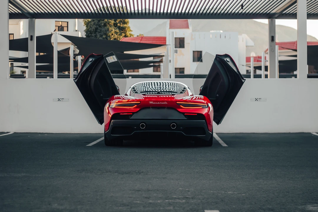 2022 Maserati MC20 - Image 20 of 31