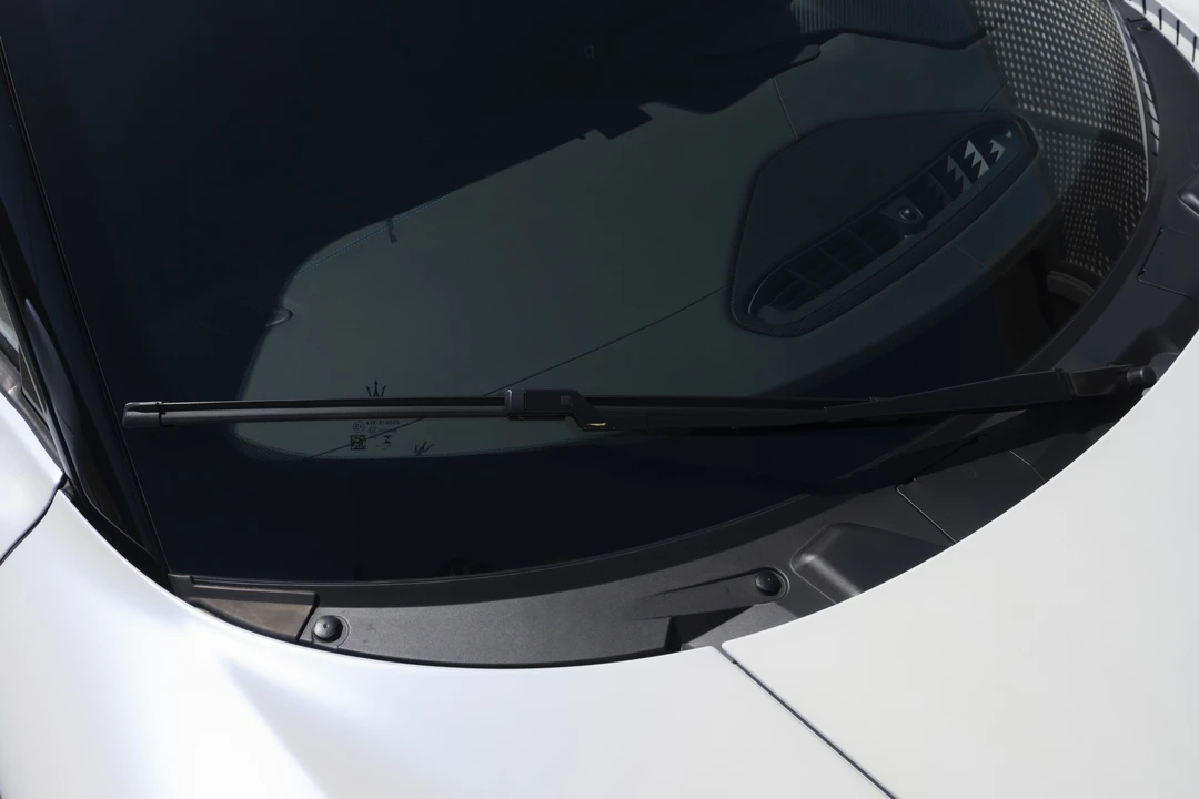 2022 Maserati MC20 - Image 24 of 31
