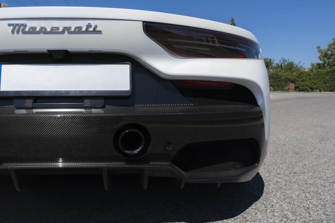 2022 Maserati MC20 - Image 28 of 31