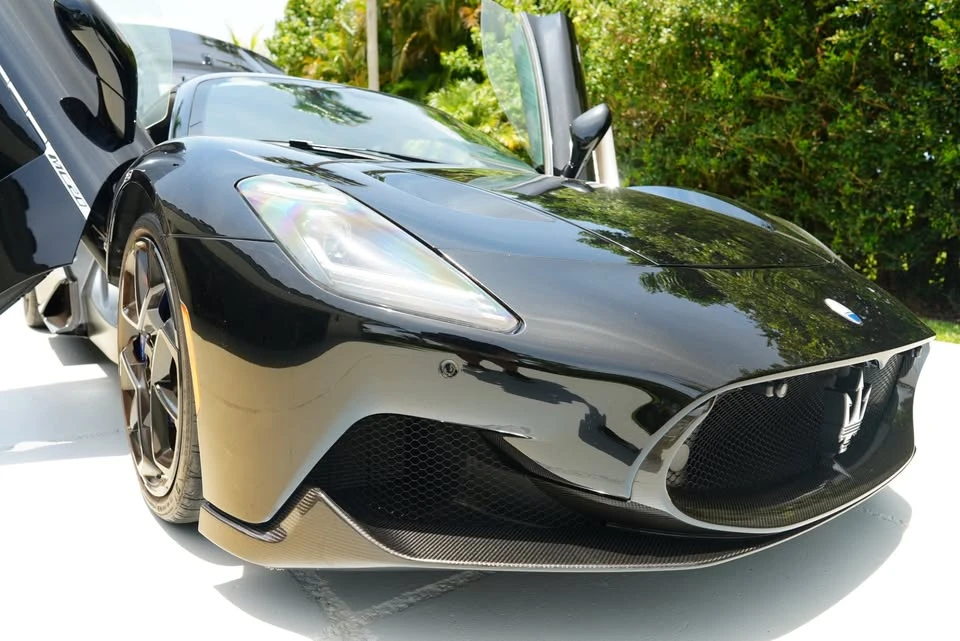 2022 Maserati MC20 - Image 17 of 18