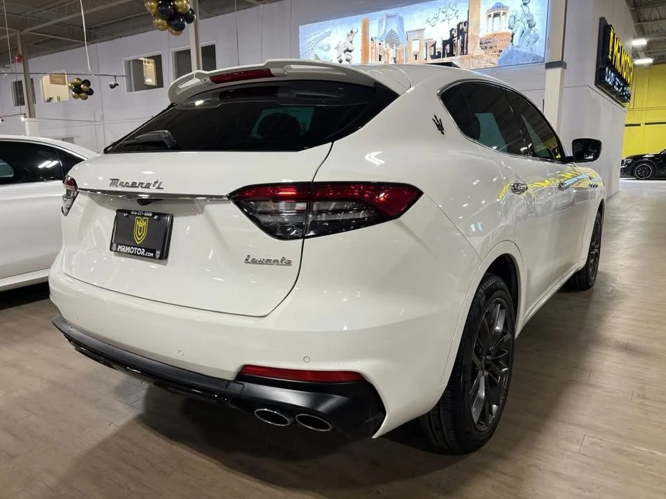 2022 Maserati Levante Modena - Image 3 of 20