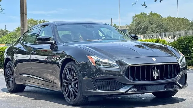 2022 Maserati Quattroporte Modena Sedan 4D