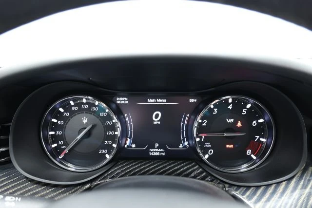 2022 Maserati Quattroporte 6th Gen - Image 26 of 31