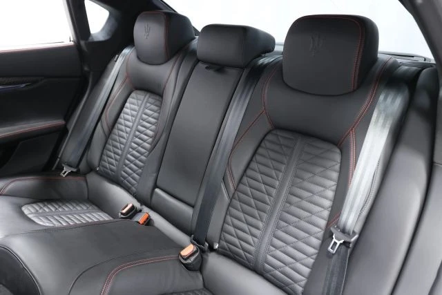 2022 Maserati Quattroporte 6th Gen - Image 3 of 31