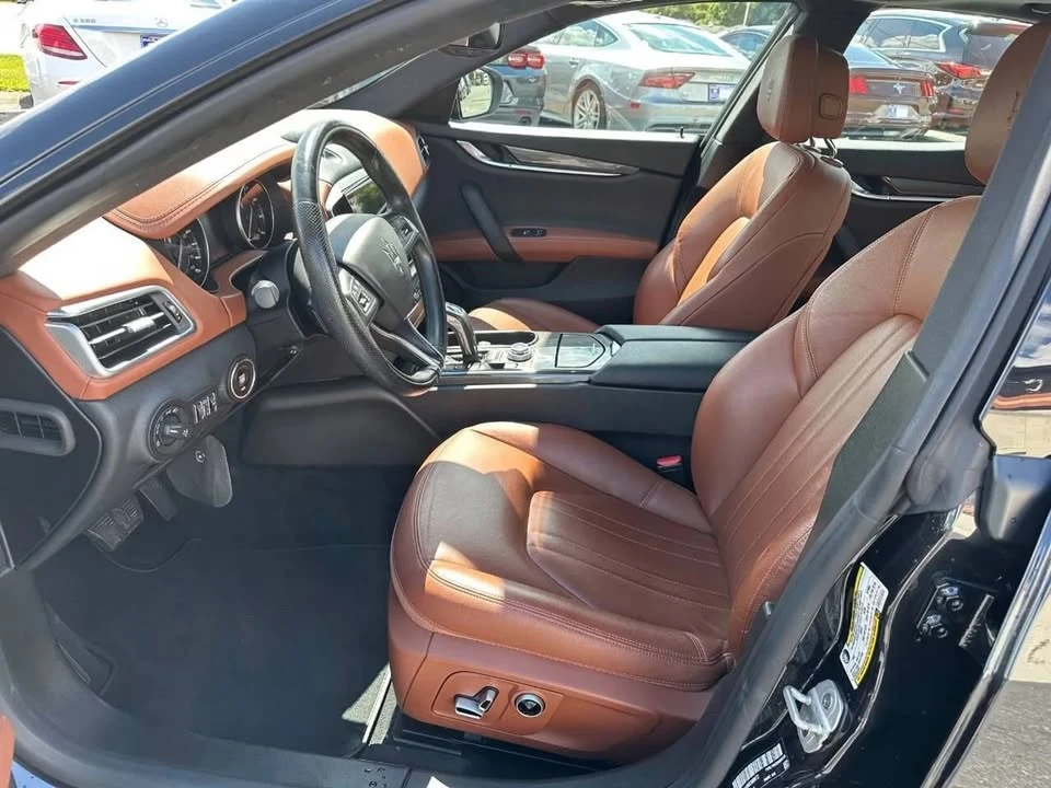 2022 Maserati Ghibli 3rd Gen - Image 16 of 19