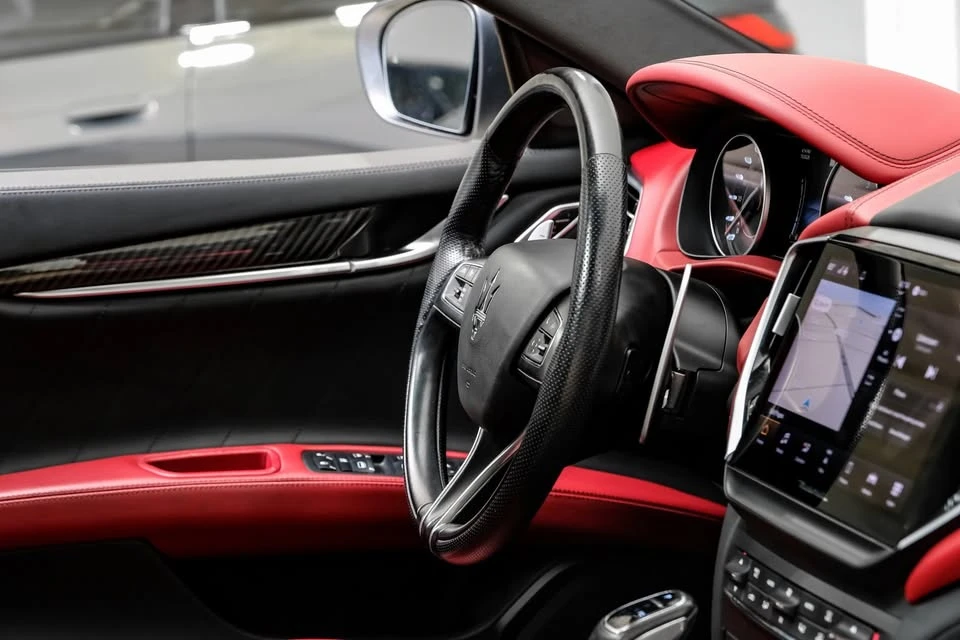 2022 Maserati Ghibli 3rd Gen - Image 17 of 18