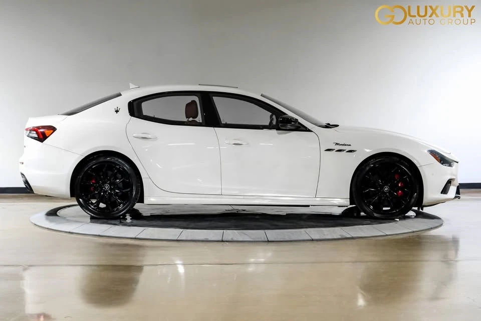 2022 Maserati Ghibli 3rd Gen - Image 9 of 18