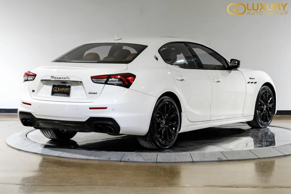 2022 Maserati Ghibli 3rd Gen - Image 10 of 18