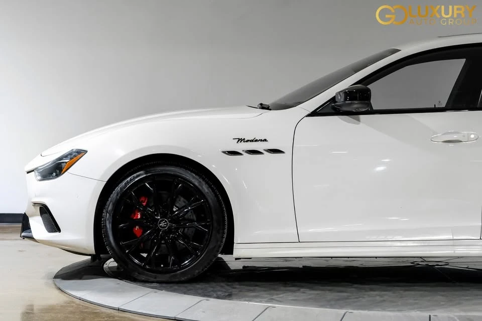 2022 Maserati Ghibli 3rd Gen - Image 13 of 18