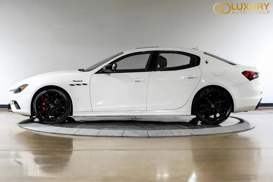 2022 Maserati Ghibli 3rd Gen - Image 12 of 18