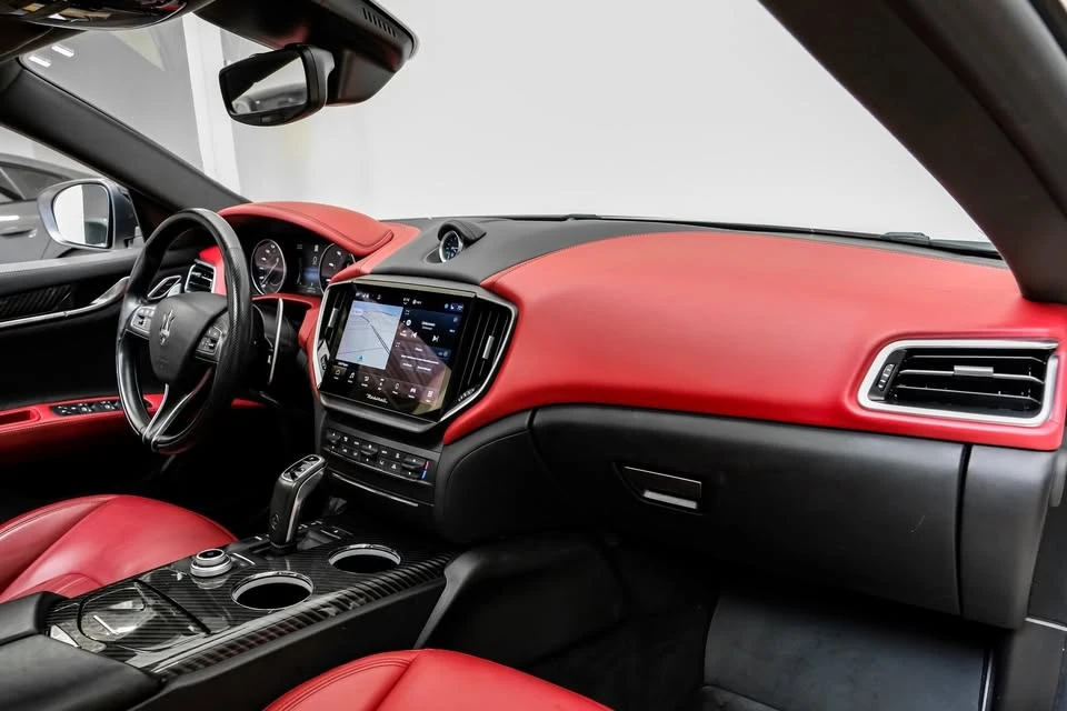 2022 Maserati Ghibli 3rd Gen - Image 16 of 18