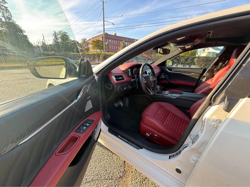 2022 Maserati Ghibli 3rd Gen - Image 16 of 19