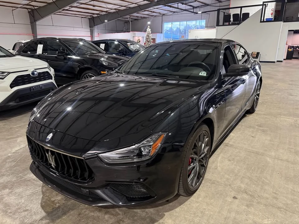 2022 Maserati Ghibli 3rd Gen - Image 3 of 10