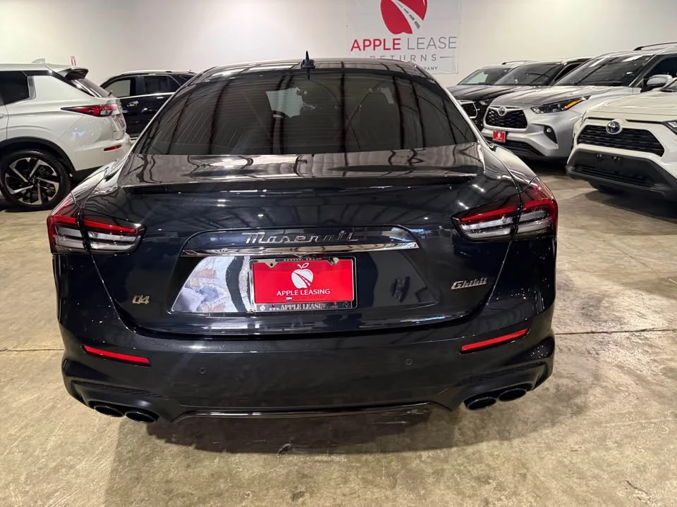 2022 Maserati Ghibli 3rd Gen - Image 9 of 10
